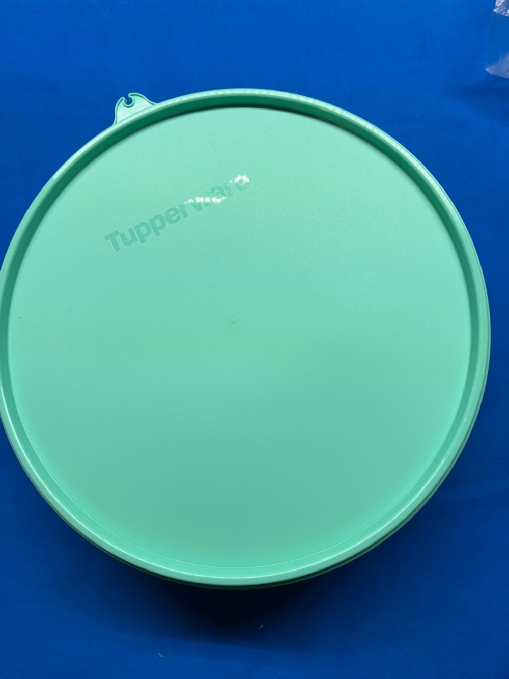 Tupperware jell-O mold